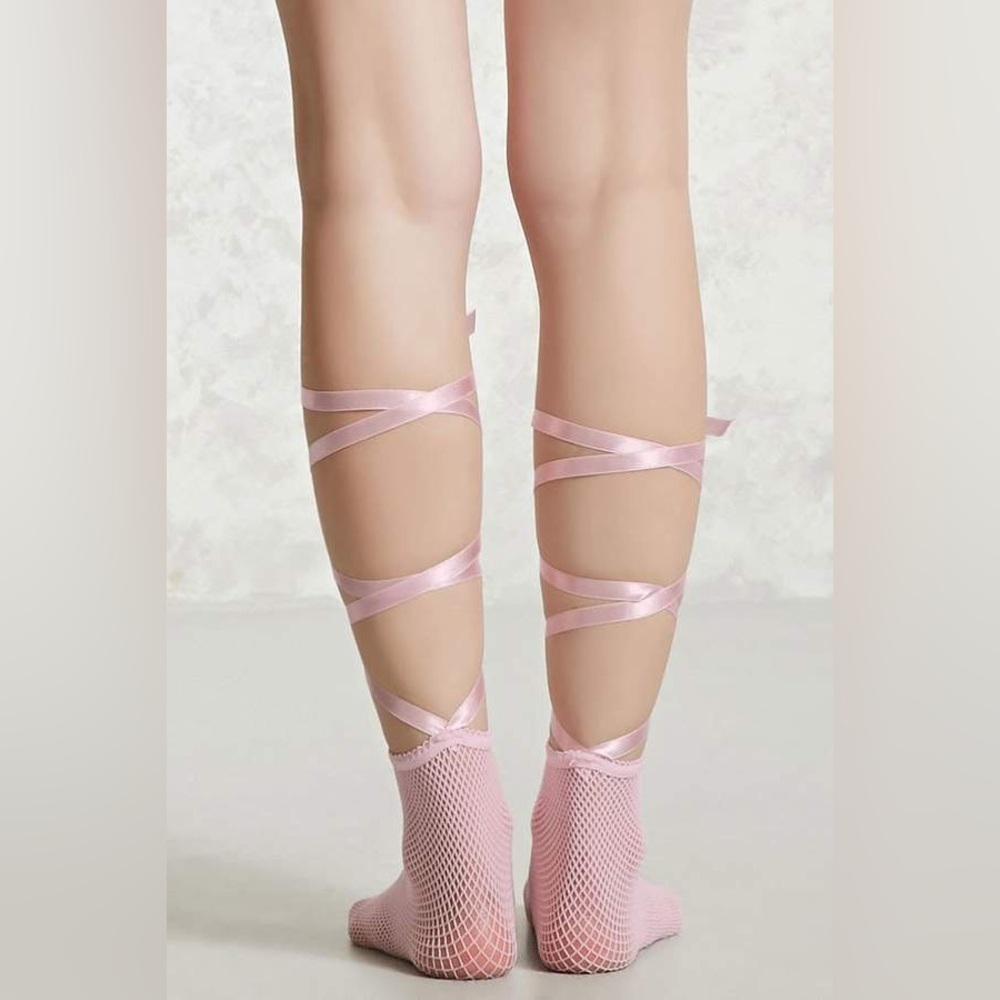 RIBBON STOCKINGS